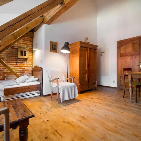 Dom Goscinny Stara Szkola Bed and Breakfast Wysoka Wieś