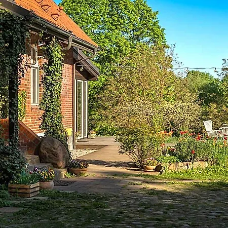 B&B Stara Szkola 3*